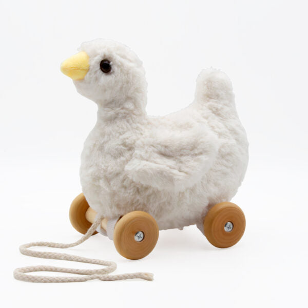 Jiggle & Giggle I Pull Along Toy - Duck