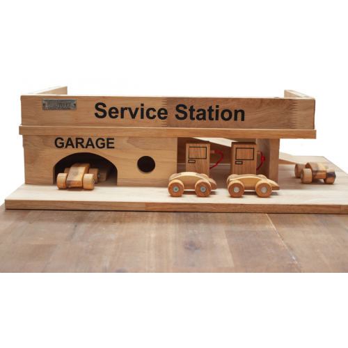 Qtoys | Wooden Service Station